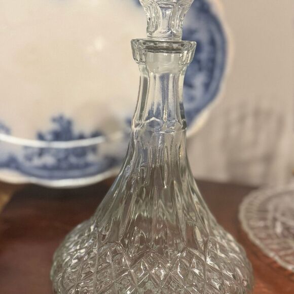 The Libby Cambridge Ship Decanter - Picture 6 of 7